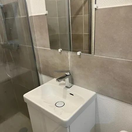Appartement Proche De Kindarena A 10 Min De Rouen Deville-les-Rouen