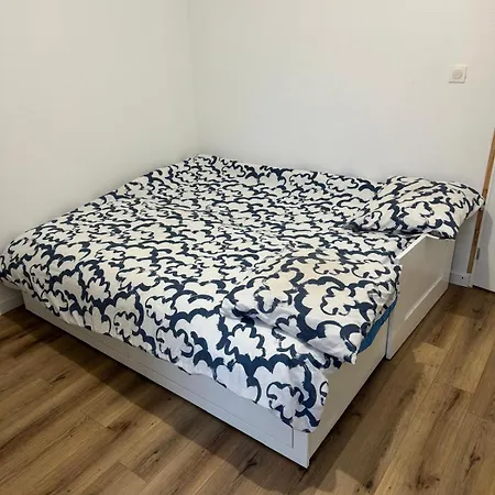 Proche De Kindarena A 10 Min De Rouen Appartement *